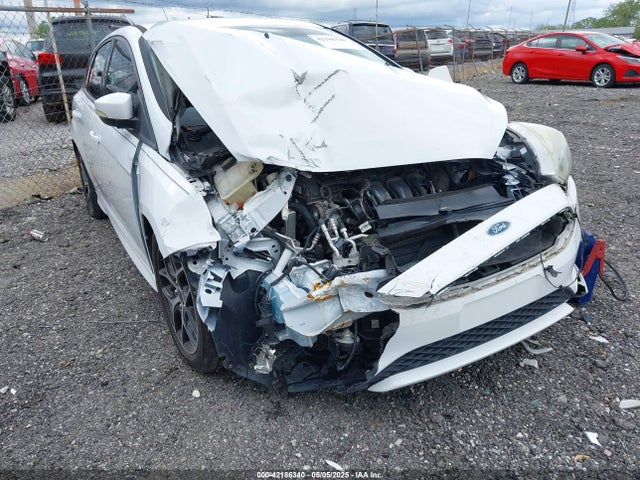 Ford FOCUS SE 2015 1FADP3K24FL292262 Image 6