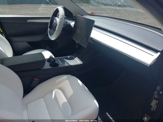 7SAYGDEE0RF200291 Tesla Model Y