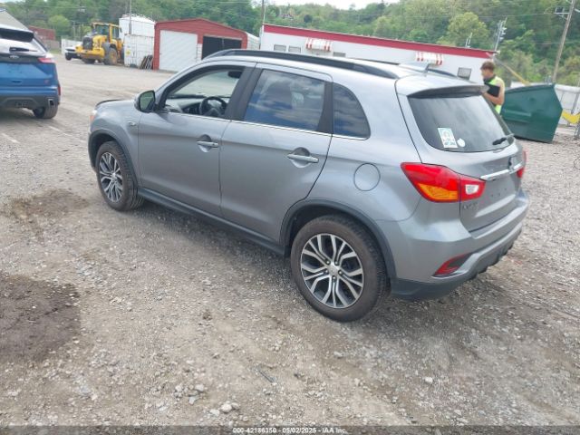 2018 MITSUBISHI OUTLANDER SPORT JA4AP4AW6JU002642 Photo 2