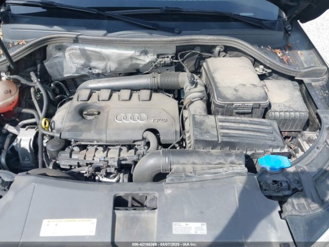 WA1JCCFS0JR031777 Audi Q3 2.0t Premium/2.0t Sport Premium