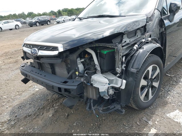 JF2SJAGC1JH457450 Subaru Forester 2.5i Premium