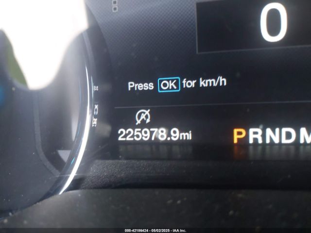 1FMJU1HT3KEA64385 Ford Expedition Xlt