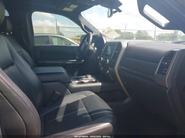 1FMJU1HT3KEA64385 Ford Expedition Xlt
