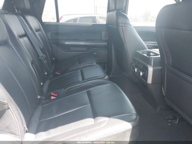 1FMJU1HT3KEA64385 Ford Expedition Xlt