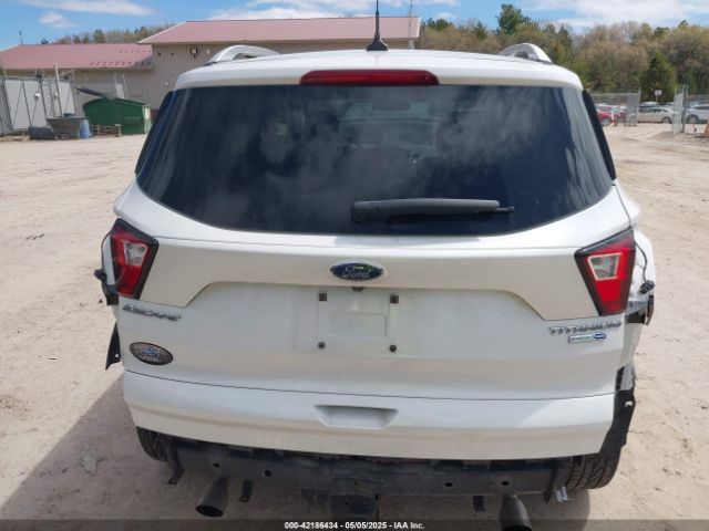 1FMCU9J99KUC21963 Ford Escape Titanium