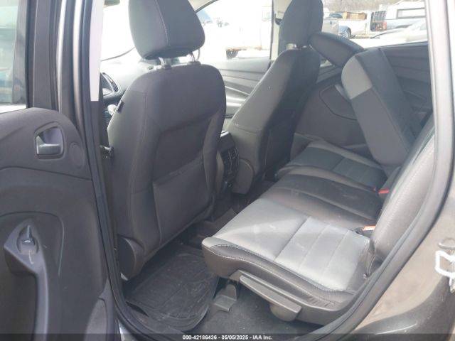 1FMCU0G95GUB91483 Ford ESCAPE SE
