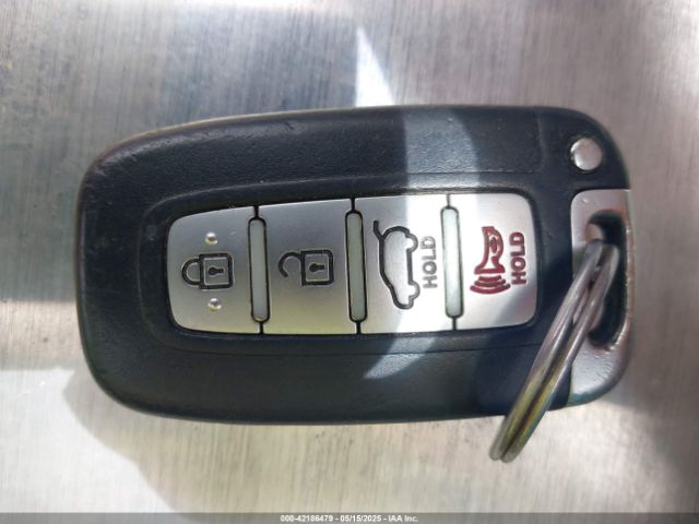 KMHTC6AD3GU248363 Hyundai Veloster