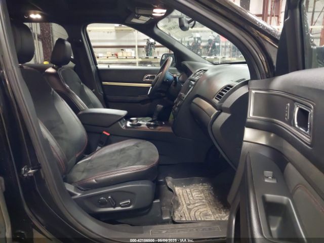 1FM5K8D89JGC40408 Ford EXPLORER XLT