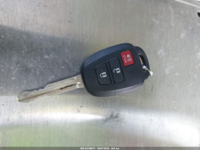 3TYAX5GN6NT060646 Toyota Tacoma Sr