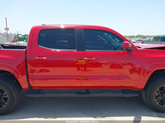 3TYAX5GN6NT060646 Toyota Tacoma Sr