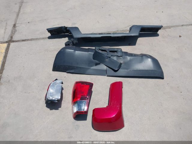 3TYAX5GN6NT060646 Toyota Tacoma Sr
