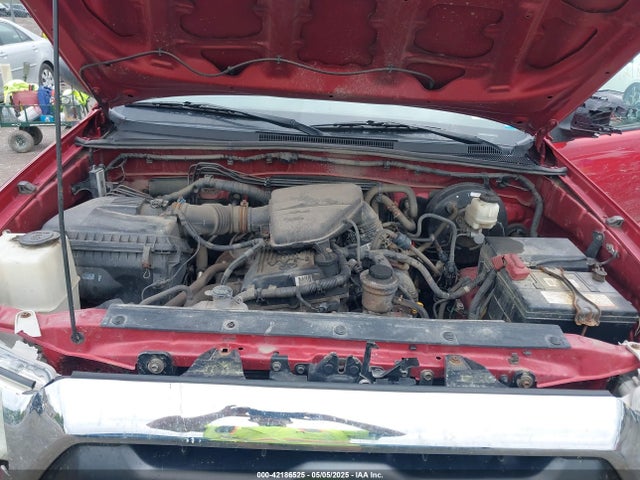 5TFUX4EN2FX035695 Toyota Tacoma