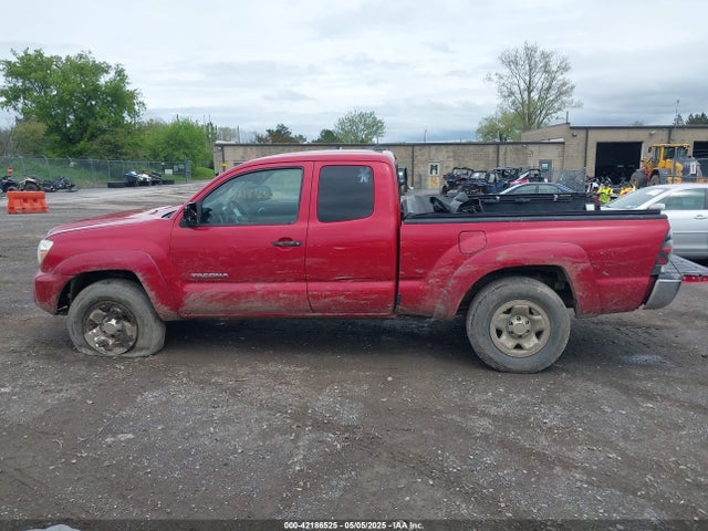 5TFUX4EN2FX035695 Toyota Tacoma