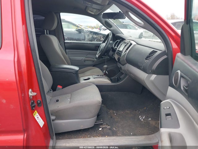5TFUX4EN2FX035695 Toyota Tacoma
