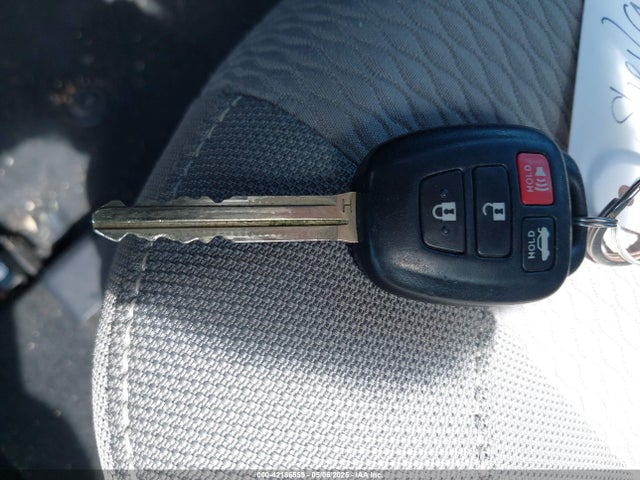 Toyota Corolla Le Eco 2014 2T1BPRHE7EC204414 Image 11
