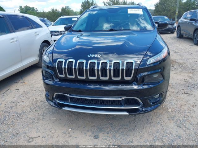1C4PJMJS7HW589284 Jeep Cherokee Overland 4x4