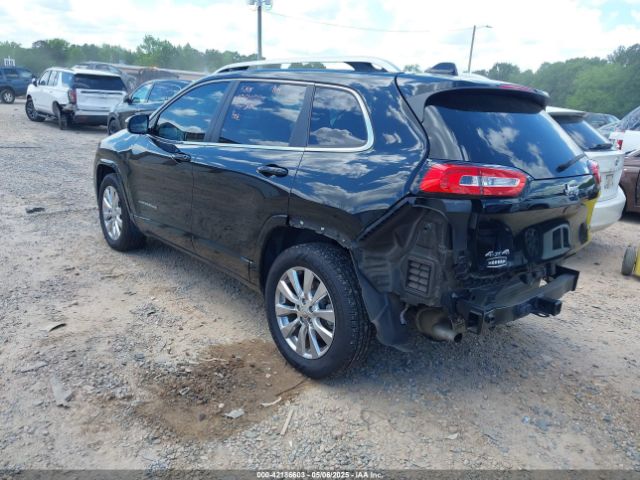 1C4PJMJS7HW589284 Jeep Cherokee Overland 4x4