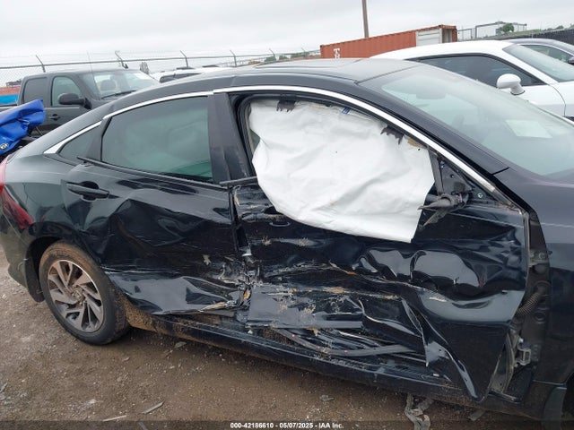 19XFC2F82JE032368 Honda CIVIC EX