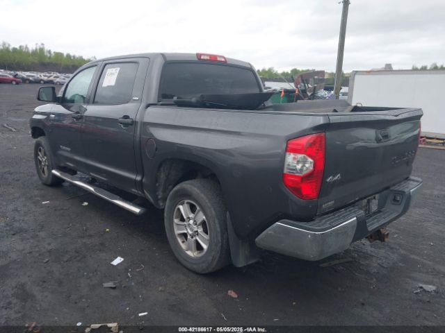 5TFDY5F10EX336141 Toyota Tundra Sr5 5.7l V8