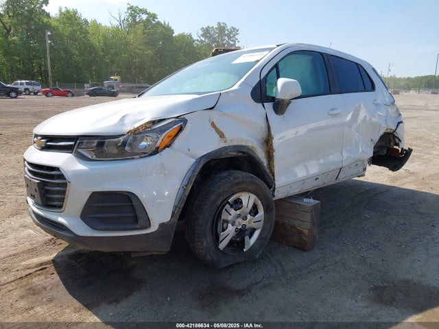 KL7CJKSB1HB260053 Chevrolet TRAX LS