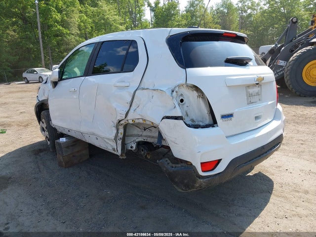 KL7CJKSB1HB260053 Chevrolet TRAX LS