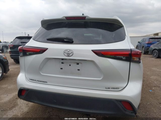 5TDKDRBH6RS536028 Toyota Highlander Le