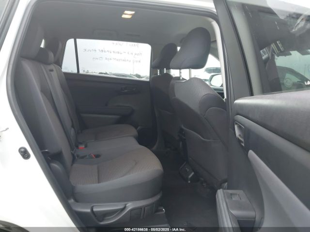 5TDKDRBH6RS536028 Toyota Highlander Le