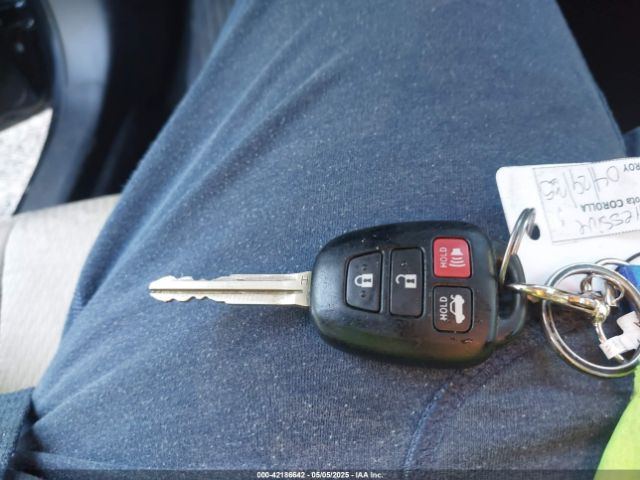 2T1BURHE4FC358895 Toyota COROLLA LE