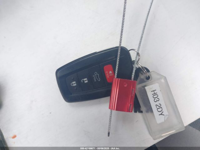 4T3RWRFV7RU135370 Toyota Rav4 Hybrid Xle