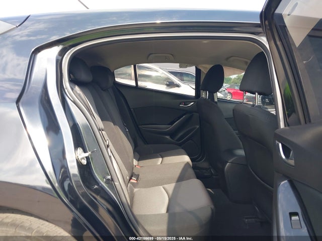 3MZBN1K75HM106217 Mazda pe