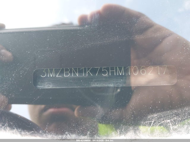 3MZBN1K75HM106217 Mazda pe