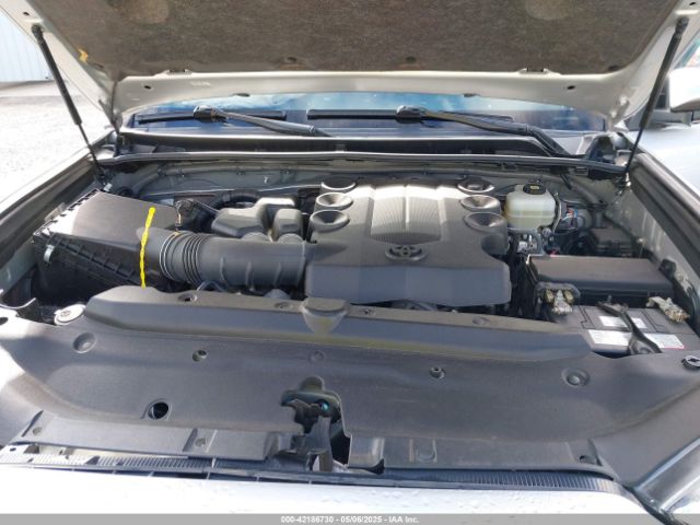 2021 TOYOTA 4RUNNER JTENU5JR4M5931111 Photo 9