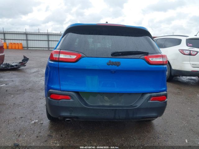 1C4PJLCBXJD595296 Jeep Cherokee Latitude Fwd