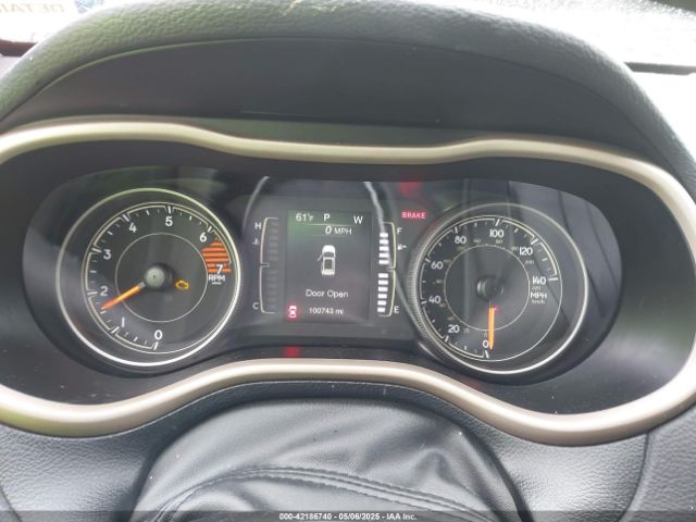 1C4PJLCBXJD595296 Jeep Cherokee Latitude Fwd