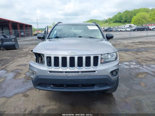 1C4NJDBB7GD556625 Jeep Compass Sport