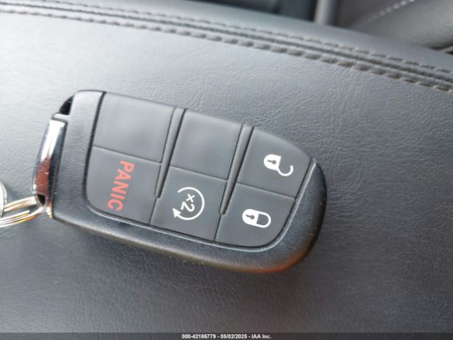 3C4NJDCNXST549907 Jeep Compass Limited 4x4