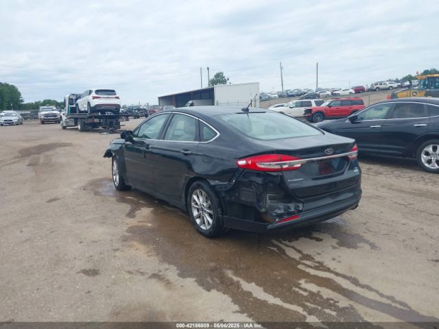 3FA6P0HD8HR114178 Ford FUSION SE