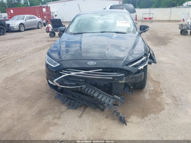 3FA6P0HD8HR114178 Ford FUSION SE