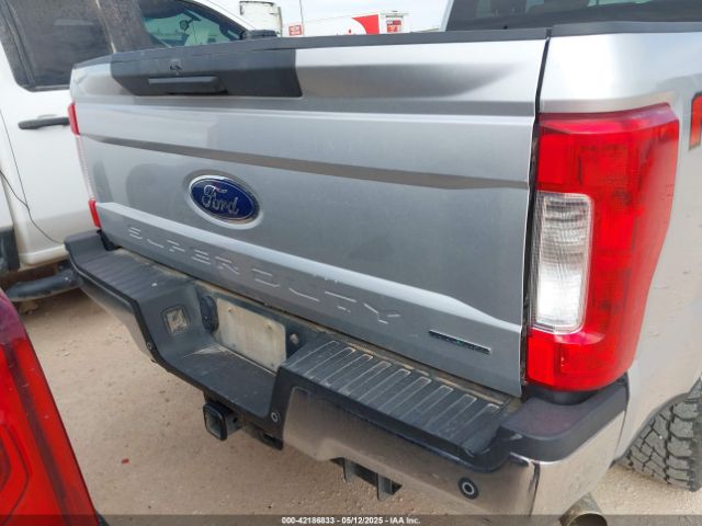 1FT7X2B63KEE57043 Ford F-250 Xlt