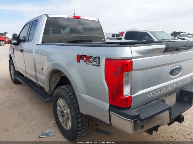 1FT7X2B63KEE57043 Ford F-250 Xlt