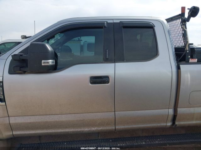 1FT7X2B63NEC14787 Ford F-250 Xlt