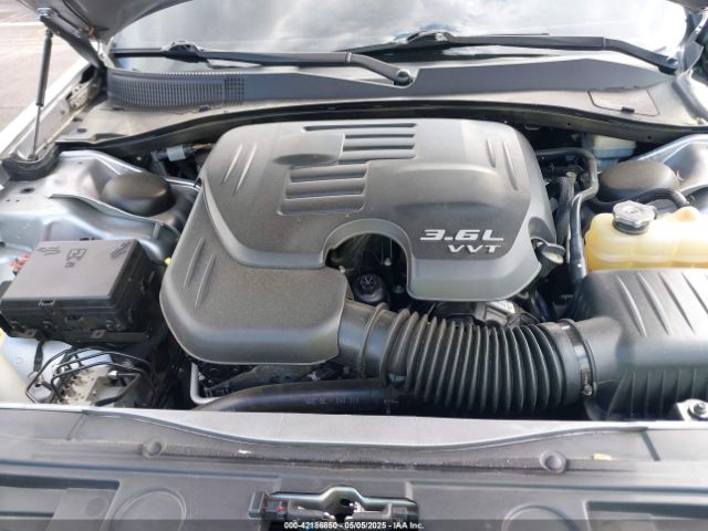 2015 CHRYSLER 300 2C3CCABG2FH899201 Photo 9