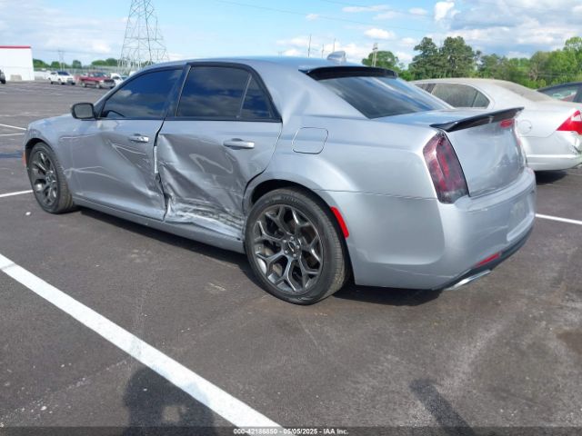 2015 CHRYSLER 300 2C3CCABG2FH899201 Photo 2