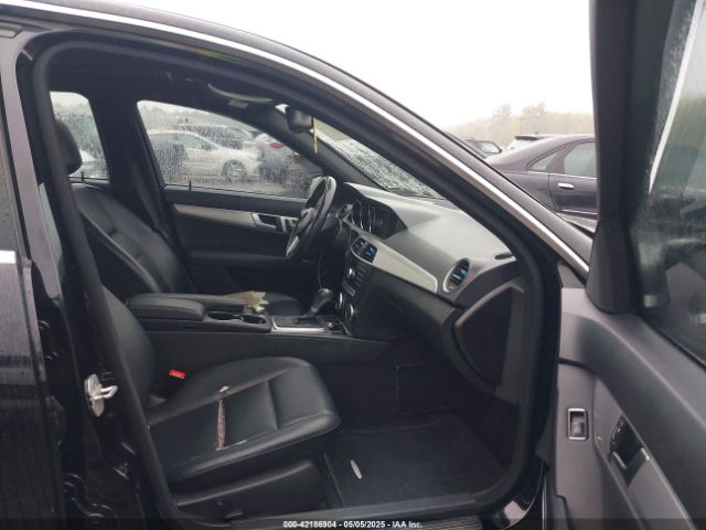 WDDGF8AB3EG231619 Mercedes-Benz C 300 Luxury 4matic/sport 4matic