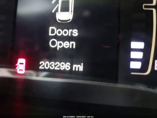 1C4PJLAS7HW663071 Jeep Cherokee Altitude Fwd