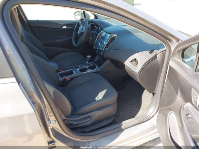 1G1BE5SM5H7206191 Chevrolet Cruze Lt Auto