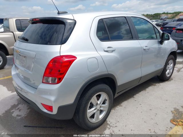 2020 CHEVROLET TRAX 3GNCJNSB9LL179644 Photo 3