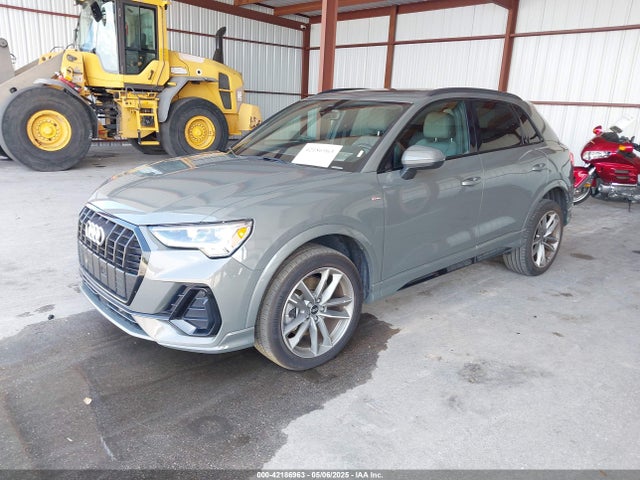 WA1DECF3XP1047685 Audi Q3 S Line Premium