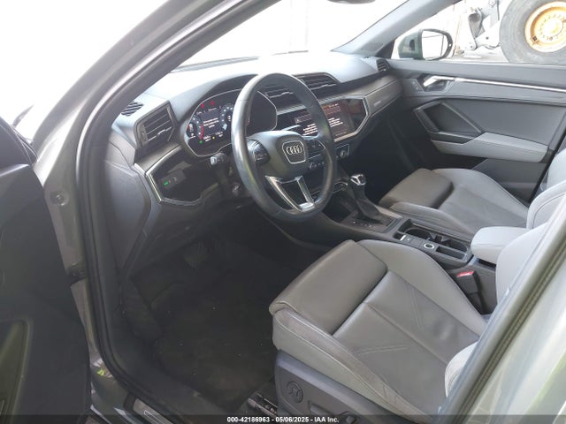 WA1DECF3XP1047685 Audi Q3 S Line Premium