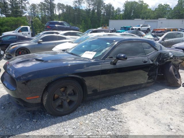 2C3CDZAG7JH242349 Dodge Challenger Sxt